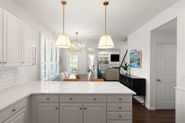 2774 Victoria Lake Drive, Mount Pleasant, SC 29466