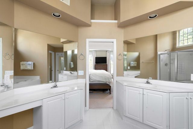 2774 Victoria Lake Drive, Mount Pleasant, SC 29466