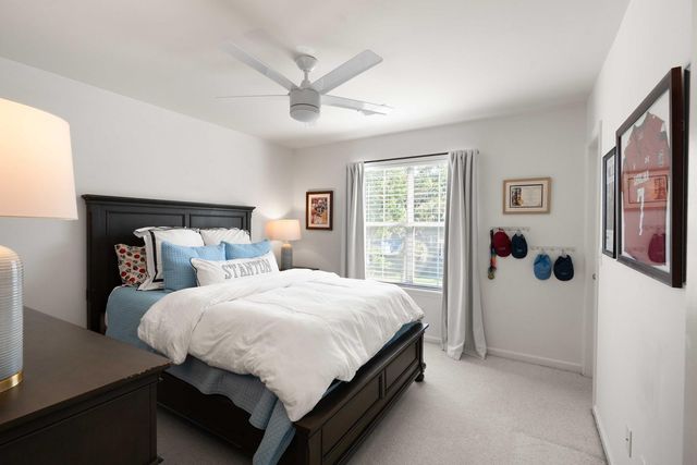 2774 Victoria Lake Drive, Mount Pleasant, SC 29466