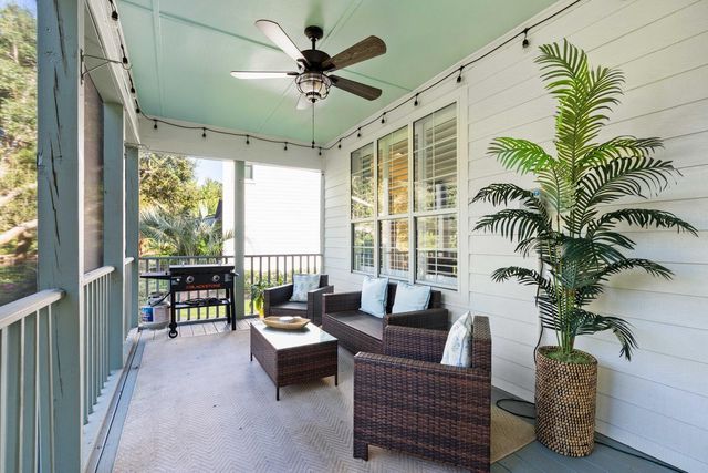 2774 Victoria Lake Drive, Mount Pleasant, SC 29466