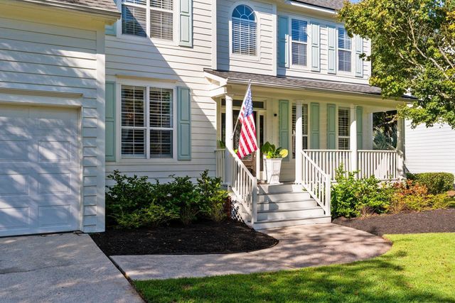 2774 Victoria Lake Drive, Mount Pleasant, SC 29466