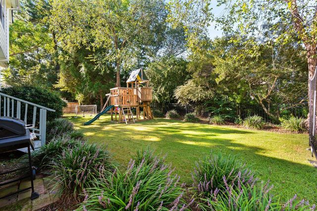 2774 Victoria Lake Drive, Mount Pleasant, SC 29466