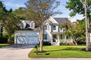 2774 Victoria Lake Drive, Mount Pleasant, SC 29466