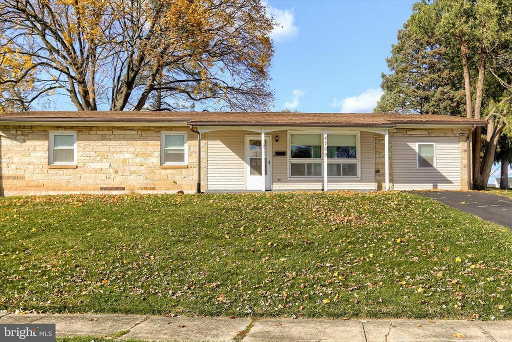 4709 DELBROOK RD, Mechanicsburg, PA 17050