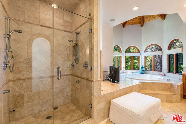 6405 Bonsall Drive, Malibu, CA 90265