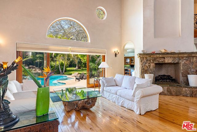 6405 Bonsall Drive, Malibu, CA 90265