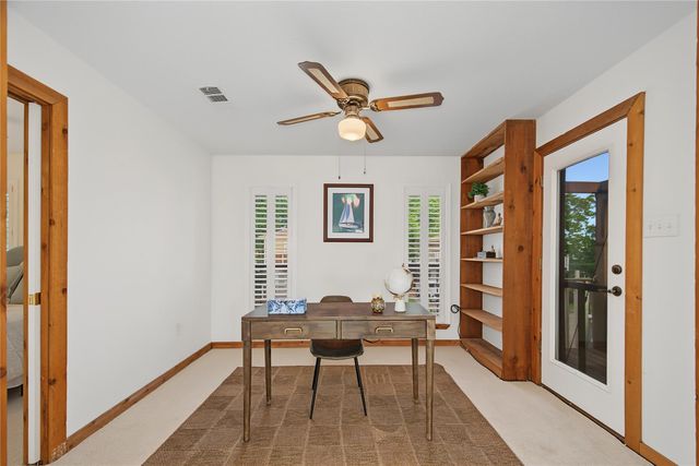 804 Bay Avenue, Kemah, TX 77565