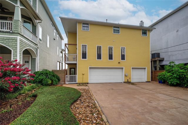 804 Bay Avenue, Kemah, TX 77565