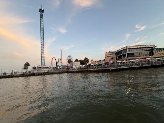 804 Bay Avenue, Kemah, TX 77565