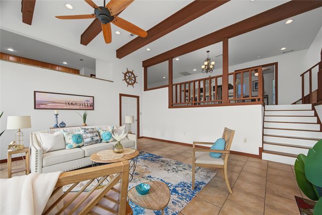 804 Bay Avenue, Kemah, TX 77565