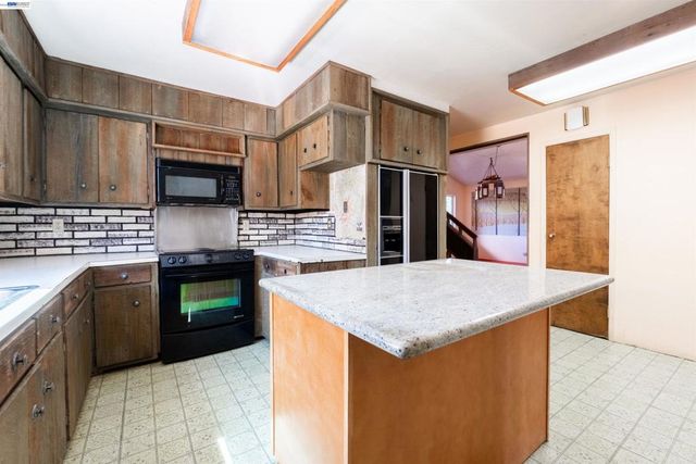 38940 Cherry Ct, Fremont, CA 94536