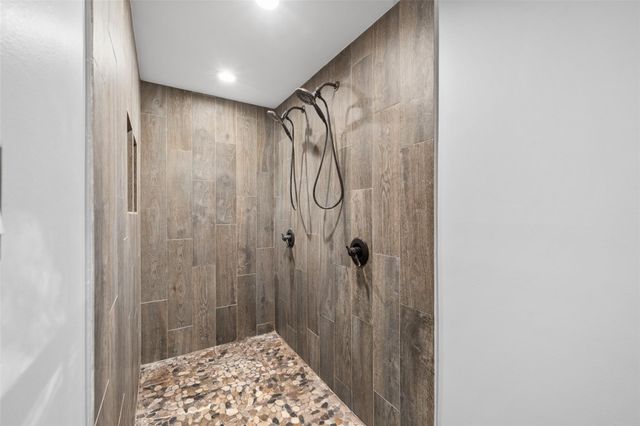 4614 Gainsborough Drive, Brookshire, TX 77423