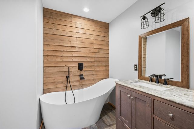 4614 Gainsborough Drive, Brookshire, TX 77423