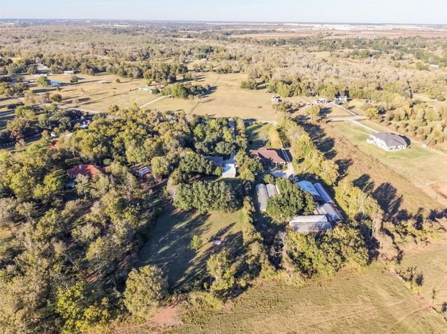 4614 Gainsborough Drive, Brookshire, TX 77423
