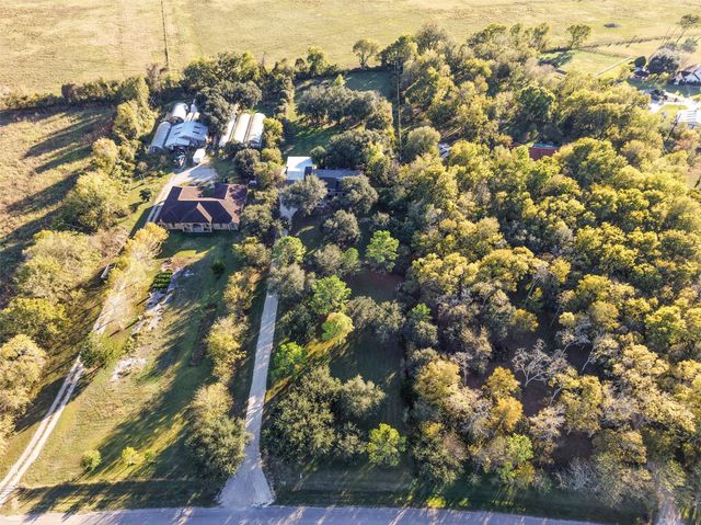 4614 Gainsborough Drive, Brookshire, TX 77423