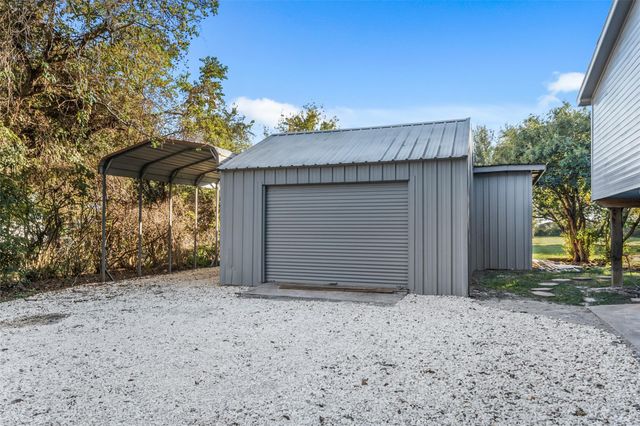 4614 Gainsborough Drive, Brookshire, TX 77423