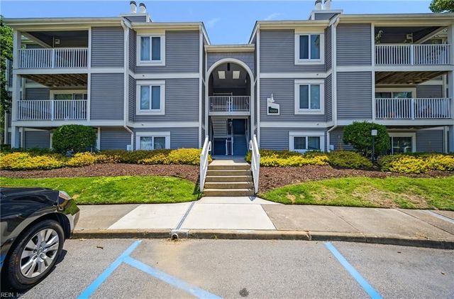 1008 Autumn Woods Ln Apt 104, Virginia Beach, VA 23454