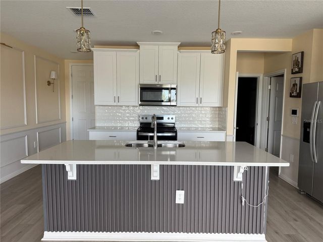 4453 EAGLE TRAIL BEND, St Cloud, FL 34772