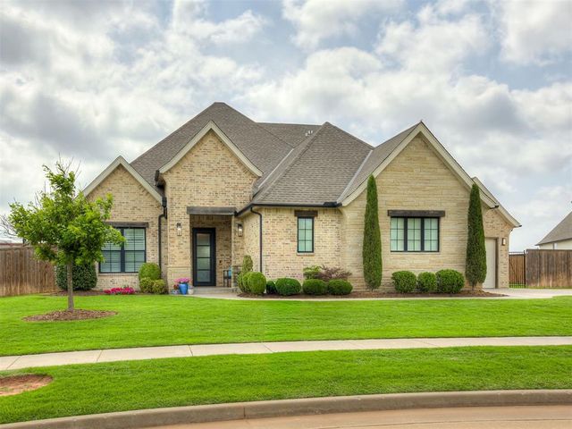 2312 Stone Mill Court, Yukon, OK 73099