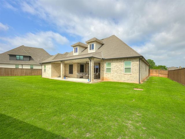 2312 Stone Mill Court, Yukon, OK 73099