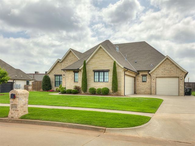 2312 Stone Mill Court, Yukon, OK 73099