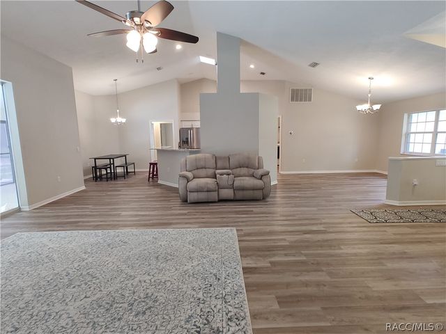 2905 W Beamwood Drive, Beverly Hills, FL 34465
