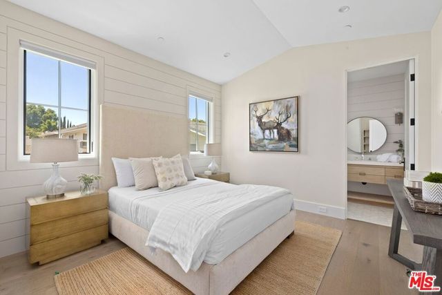 15125 Valley Vista Boulevard, Sherman Oaks, CA 91403