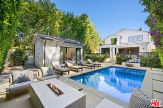 15125 Valley Vista Boulevard, Sherman Oaks, CA 91403