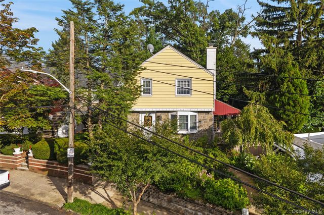 134 Hart Avenue, Yonkers, NY 10704