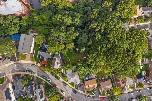134 Hart Avenue, Yonkers, NY 10704