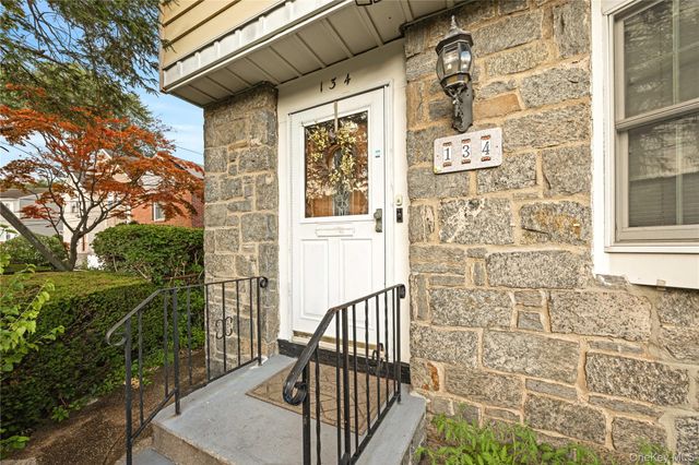 134 Hart Avenue, Yonkers, NY 10704