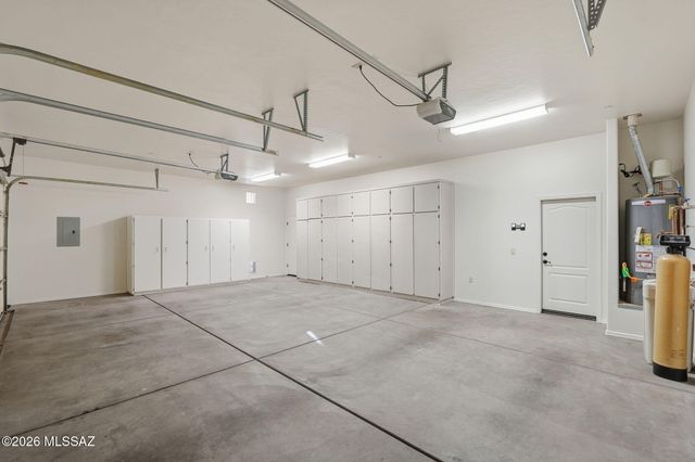 13805 N Keystone Springs Drive, Oro Valley, AZ 85755