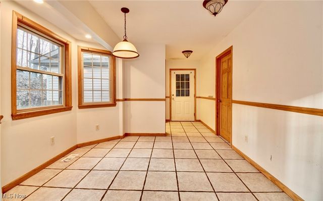 1451 Ridge Road NE, New Philadelphia, OH 44663