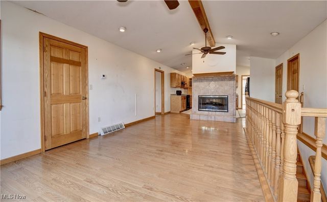 1451 Ridge Road NE, New Philadelphia, OH 44663