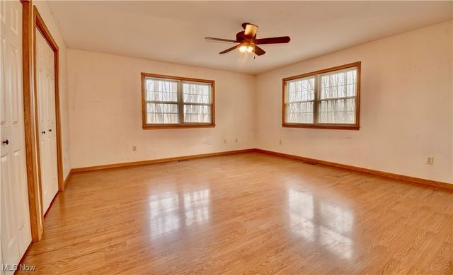 1451 Ridge Road NE, New Philadelphia, OH 44663