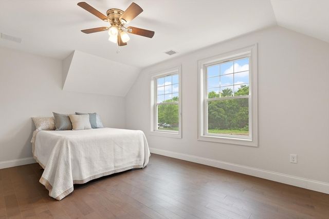 5 Jasmine Way, Bridgewater, MA 02324