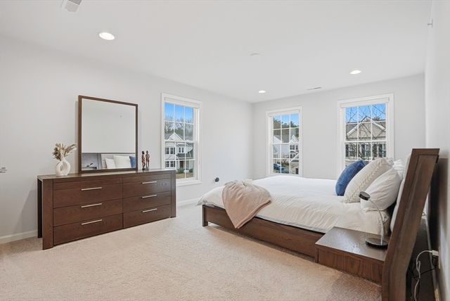 4 Grandview Drive 4, Hopkinton, MA 01748