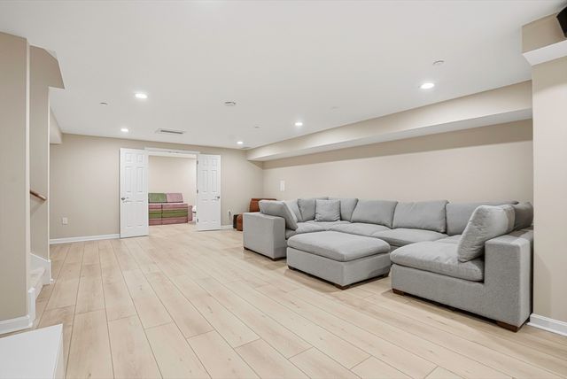 4 Grandview Drive 4, Hopkinton, MA 01748