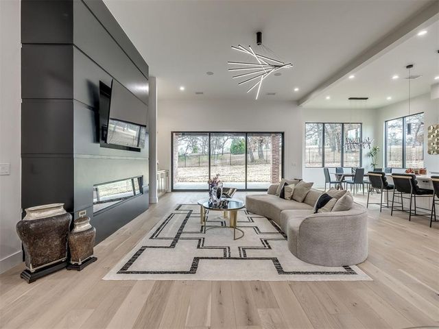 4400 Redbud Circle, Oklahoma City, OK 73111