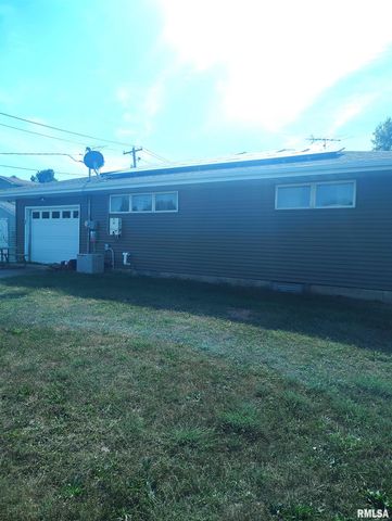 235 N SMITH Street, Prairie City, IL 61470