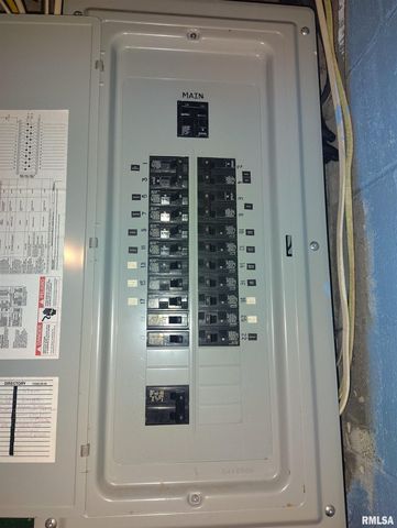 235 N SMITH Street, Prairie City, IL 61470