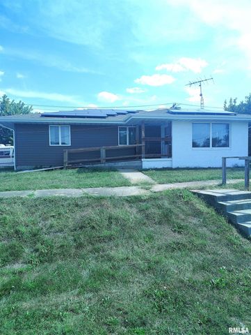 235 N SMITH Street, Prairie City, IL 61470