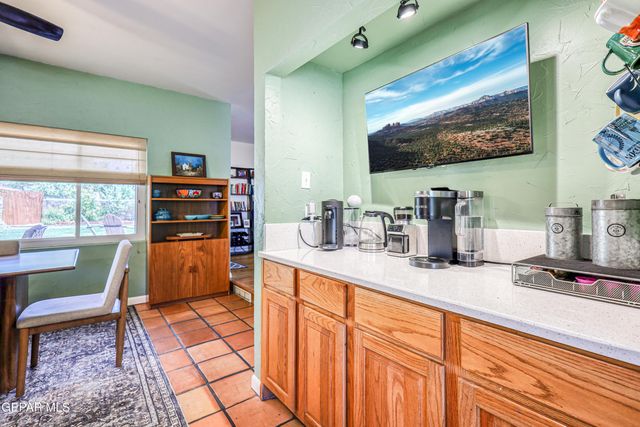 3712 SAN MATEO Lane, El Paso, TX 79902
