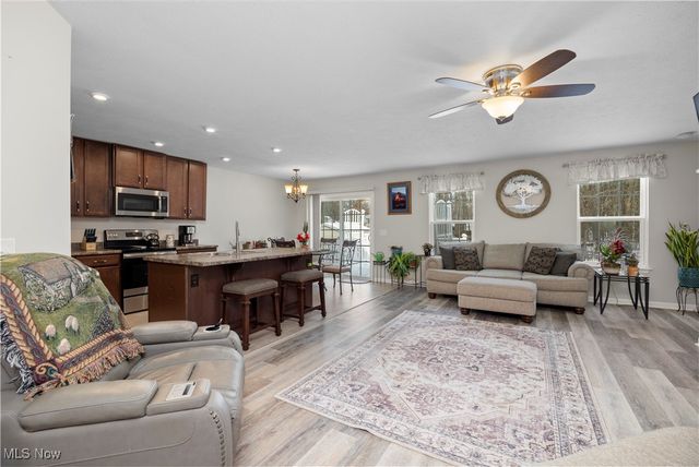 7537 Greenlawn Drive, North Ridgeville, OH 44039