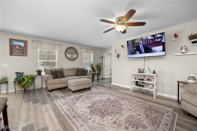 7537 Greenlawn Drive, North Ridgeville, OH 44039