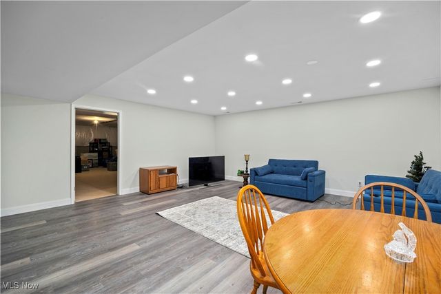 7537 Greenlawn Drive, North Ridgeville, OH 44039