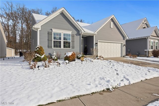 7537 Greenlawn Drive, North Ridgeville, OH 44039