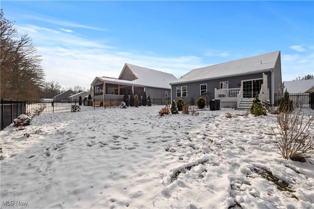 7537 Greenlawn Drive, North Ridgeville, OH 44039