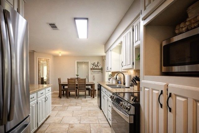 401 Allison Avenue, Groesbeck, TX 76642