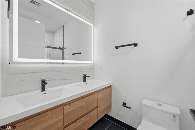98 Western Ave 2, Jersey City, NJ 07307